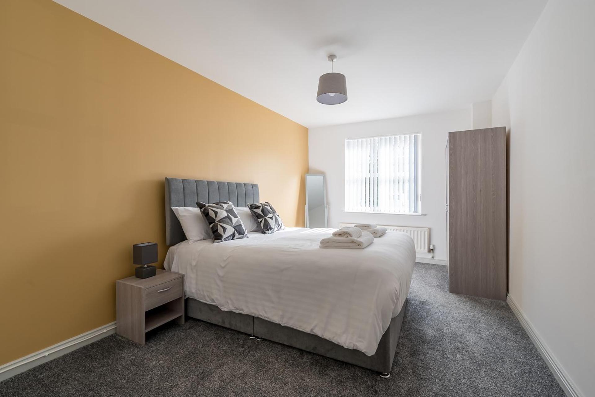 Modern 3 Bedroom Apt Near City Centre Parking Included Belfast Dış mekan fotoğraf