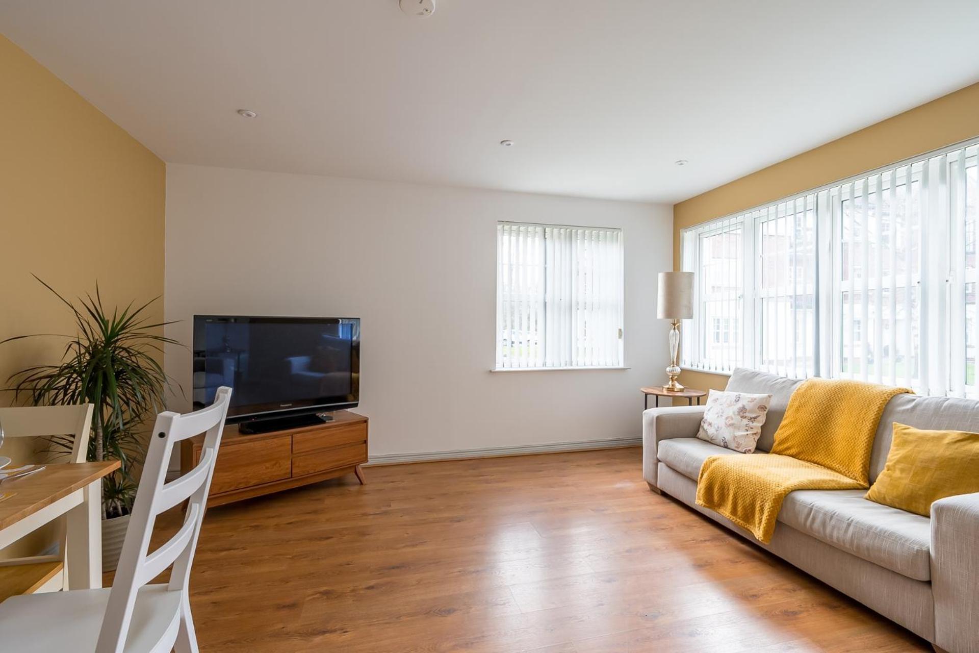 Modern 3 Bedroom Apt Near City Centre Parking Included Belfast Dış mekan fotoğraf