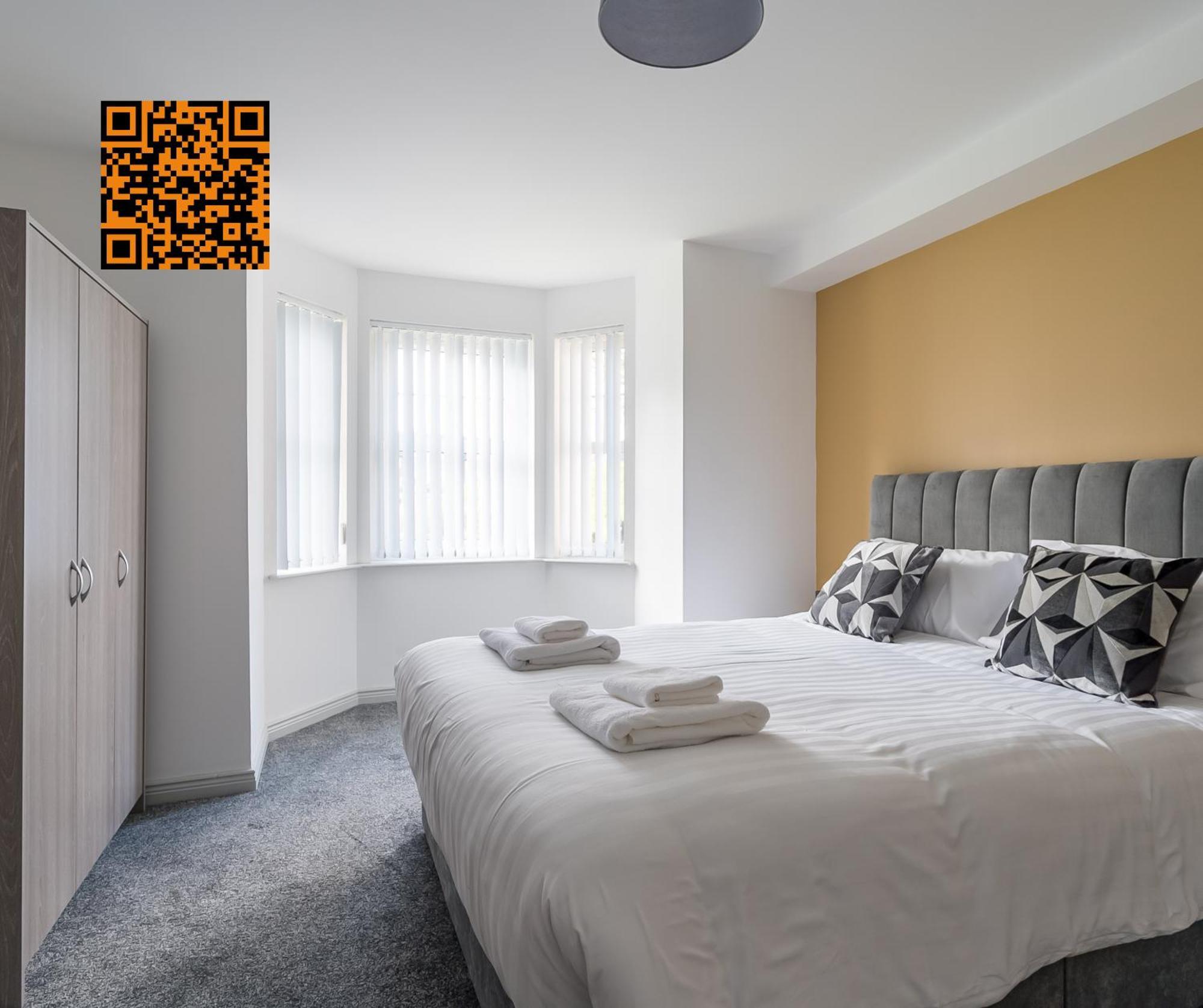 Modern 3 Bedroom Apt Near City Centre Parking Included Belfast Dış mekan fotoğraf